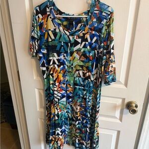 Investments Multicolor Blue & Green Geometric Top